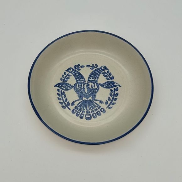 USA Eagles Ceramic Pie Plate Stoneware Dish - Picture 2 of 5